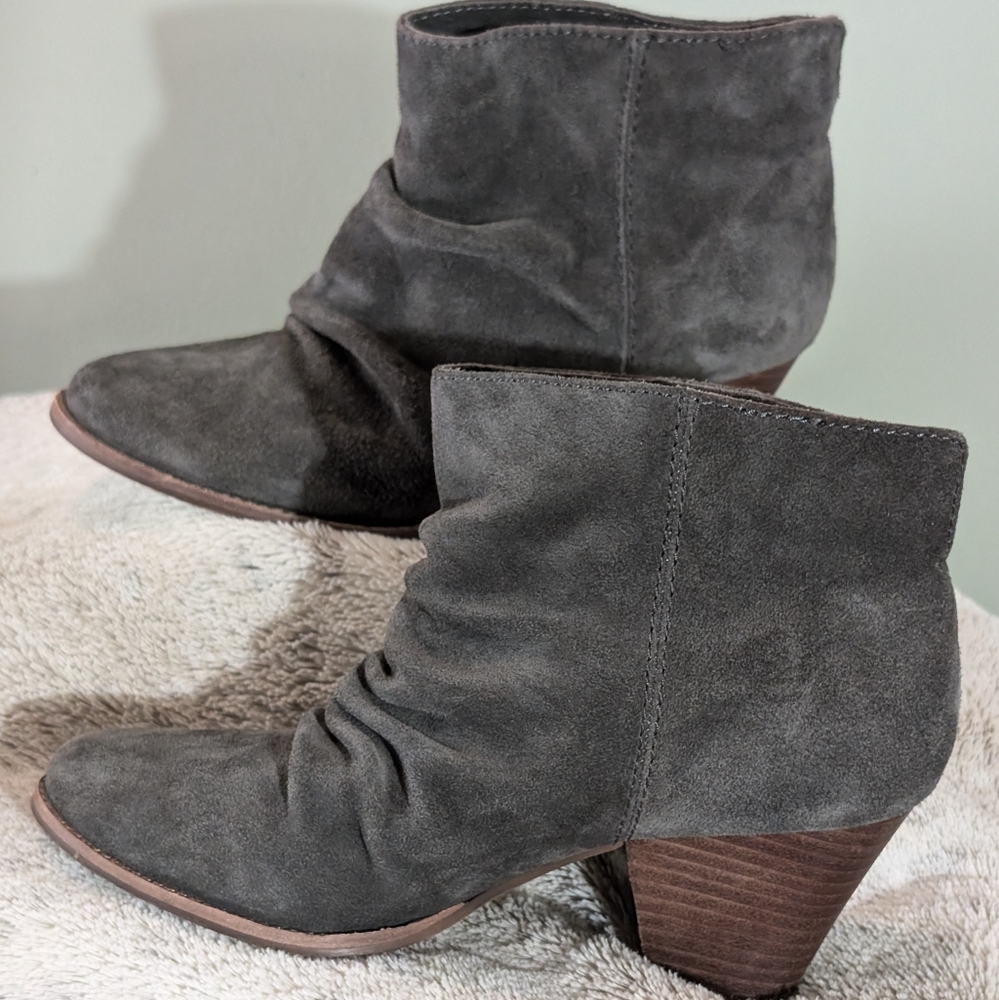 SPLENDID Women's Leather Ankle Boots Size 8 NWOT